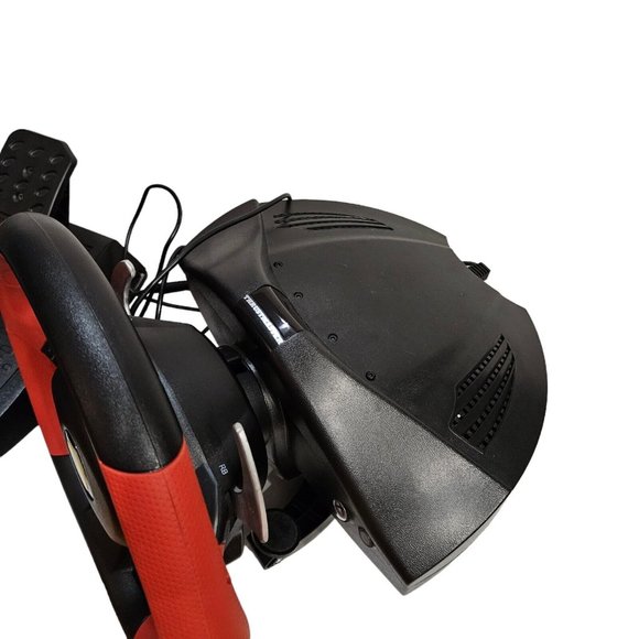 Thrustmaster Ferrari 458 Spider Racing Wheel and Pedals for Xbox One - Picture 6 of 14